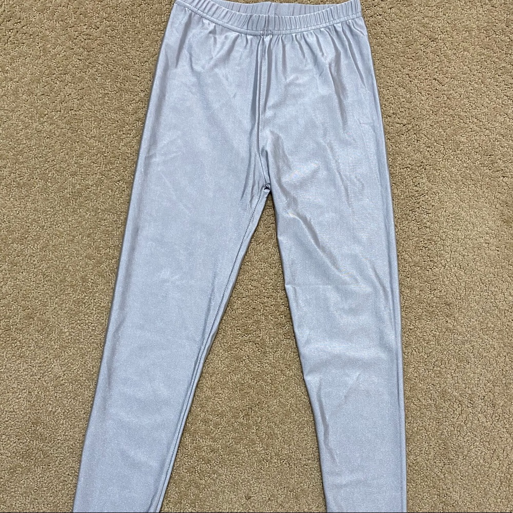 Silver shiny leggings